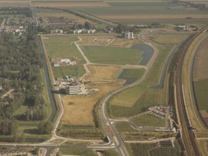 Luchtfoto stationsgebied Hoofddorp voordat deze bebouwd werd