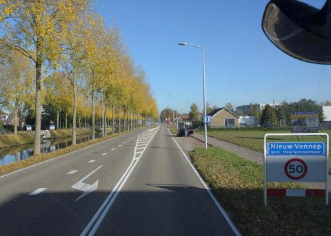 Nieuw-Vennep, met aan de rechterkant de wijk Welgelegen (foto: Kees van der Veer)