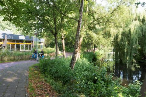 fietspad Pax bij scholen (foto: Margo Oosterveen)