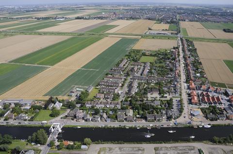 Luchtfoto van Beinsdorp (foto: Kees van der Veer)