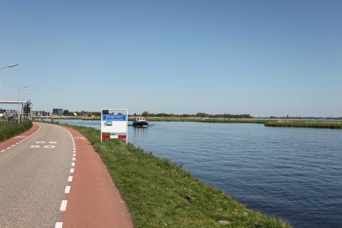 Burgerveen met naambord (foto: team Onderzoek)